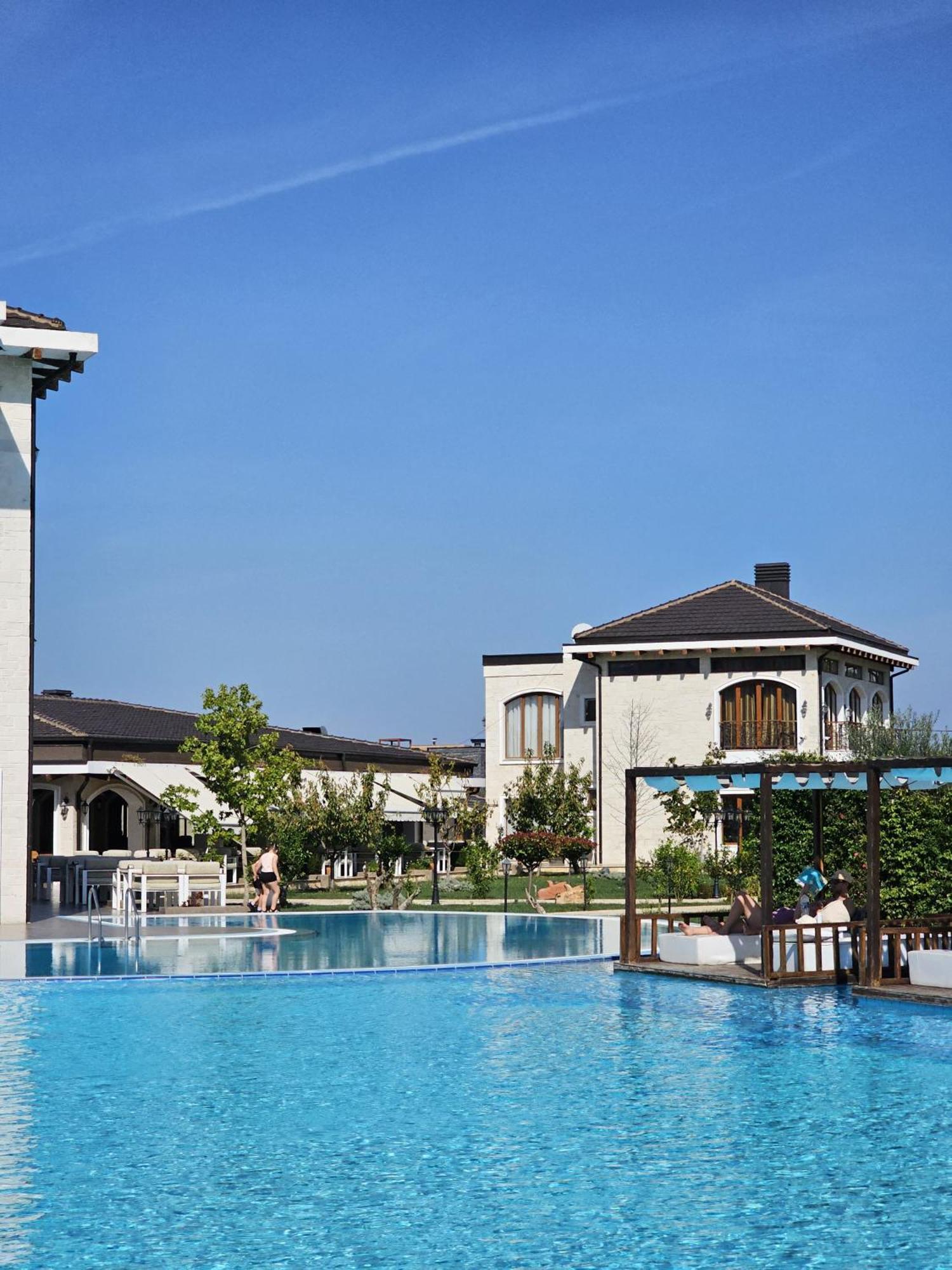 דורס Vinea Resort מראה חיצוני תמונה